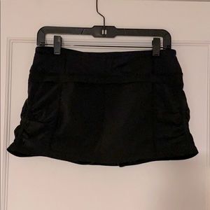 Lululemon running skort (skirt with shorts)
